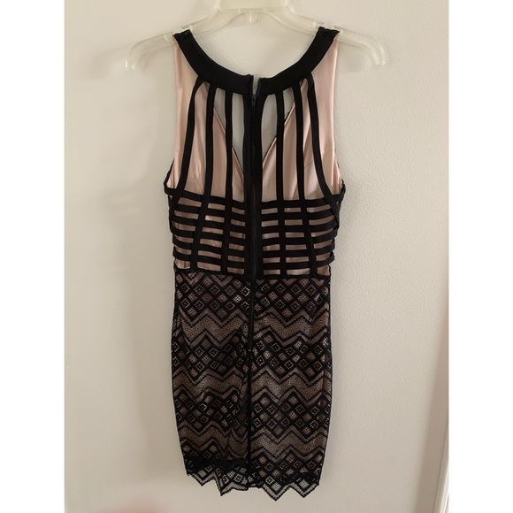 black and nude lace formal dress - Picture 4 of 6